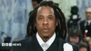 Jay-Z'ye Tecavüz İddiasında Bulunan Kadın: "Yalan Söyledim"