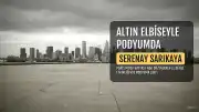 Serenay Sarıkaya Paris Moda Haftası'nda Podyuma Çıktı