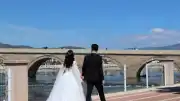 Yargıtay Kararı: Aşırı Tutumluluk Boşanma ve Tazminat Sebebi Sayıldı
