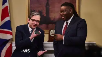 SNL UK, Seyirciden Tam Not Aldı: Sekizinci Bölümde Seyircileri Kazandı Mı?