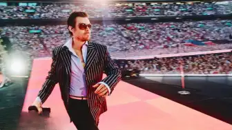 H.S., Wembley Stadyumu'ndaki Konserlerine X Factor Anılarıyla Başladı