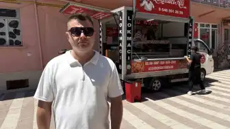 Eskişehir'de Sıra Dışı Boşanma Kutlaması: Lokma Dağıtıldı