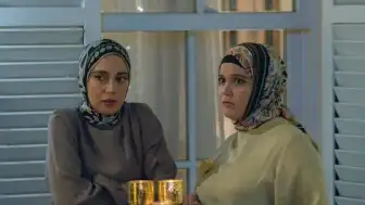 Kızılcık Şerbeti Dizisinde Ayrılık Rüzgarı: Ceren Karakoç da Kadrodan Ayrılıyor
