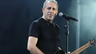 Sanatçı Haluk Levent'ten Ticari Faaliyetler ve Ahbap Derneği Hakkındaki İddialara Yanıt