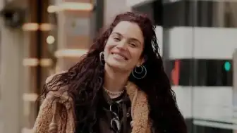 Oyuncu Aslı Bekiroğlu'nun Kariyeri ve Biyografisi