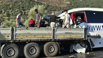 Umut Oğuz'un Kardeşi O.O., Otobüs Kazasında Ağır Yaralandı