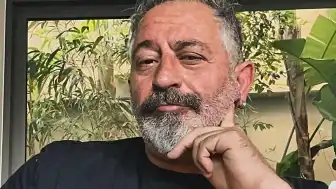Cem Yılmaz Hastane Sonrası İlk Kez Görüldü: Bastonla Yürürken Keyifliydi