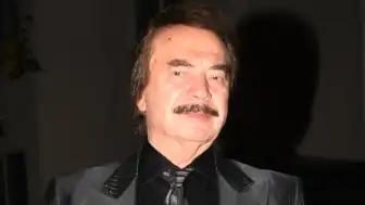 Orhan Gencebay sağlık durumuyla ilgili çıkan haberlere yanıt verdi: 'Böyle şeyleri şimdi konuşmayalım'