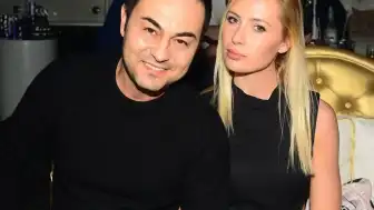 Ünlü Model Chloe Loughnan Hamileliğini Duyurdu