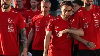 İspanyol Tenisçi Carlos Alcaraz ile Galatasaraylı Eren Elmalı Arasındaki Şaşırtıcı Benzerlik Gündem Oldu
