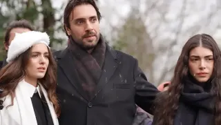 TRT 1 Yayın Akışı: "Taş Kaçak Bu Deniz" Yeni Bölümüyle Ekranda Olacak