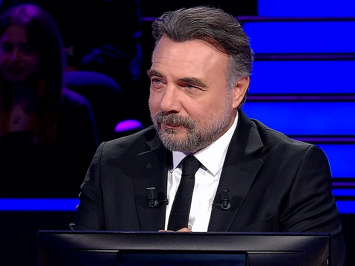 Oyuncu O.K. Gıda Zehirlenmesi Şüphesiyle Hastaneye Kaldırıldı